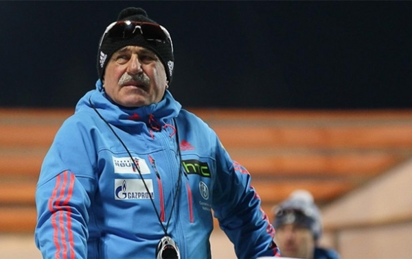 Причиной обысков у российских биатлонистов стала украинская аккредитация тренера Логинова